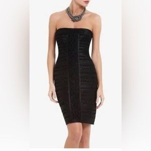 Lace details, stunning cocktail dress. Excellent condition